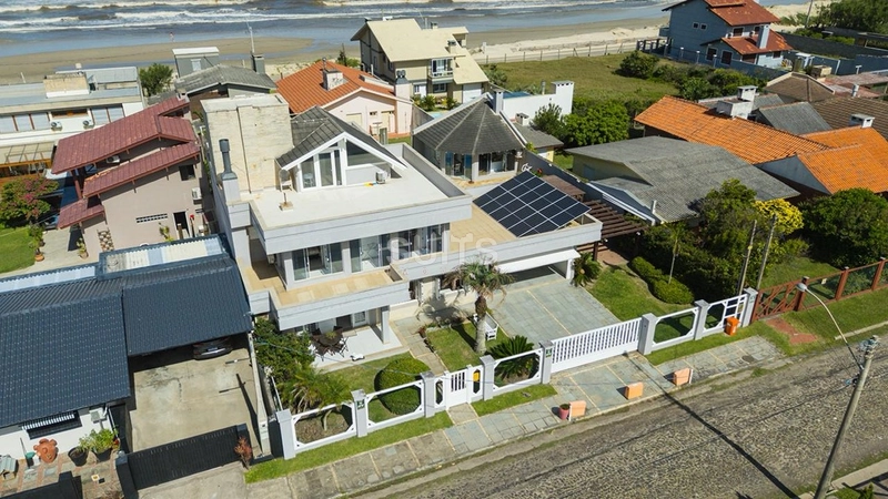 Magnífico sobrado com 3 andares junto ao mar em Xangri-Lá: 44ª foto da galeria de imagens do imóvel