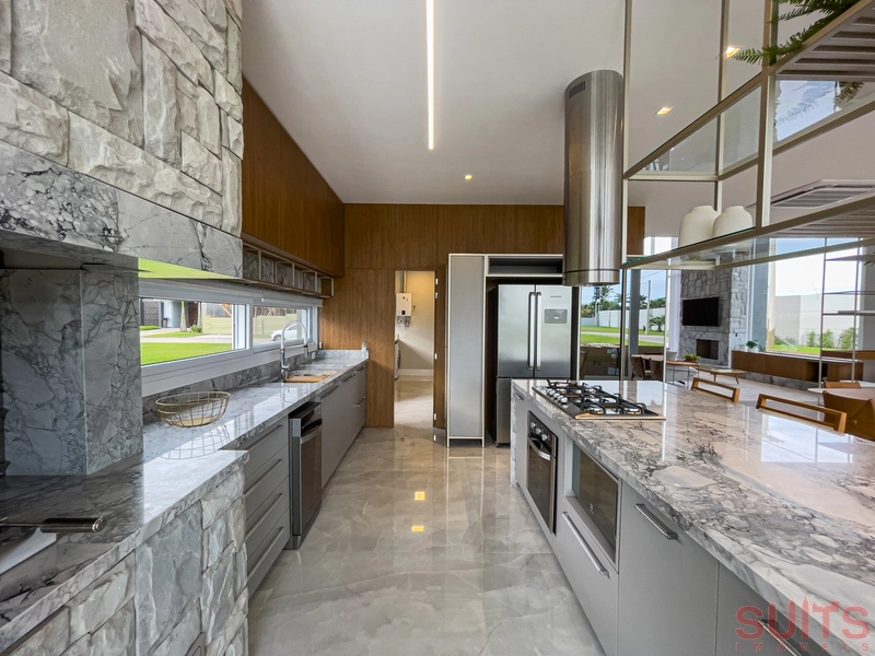 Magnífica mansão beira lago no condomínio Sense: 24ª foto da galeria de imagens do imóvel