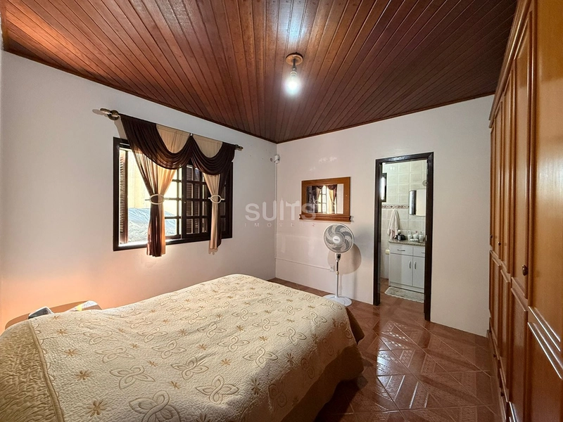 Excelente casa à venda no Centro de Xangri-Lá : 9ª foto da galeria de imagens do imóvel