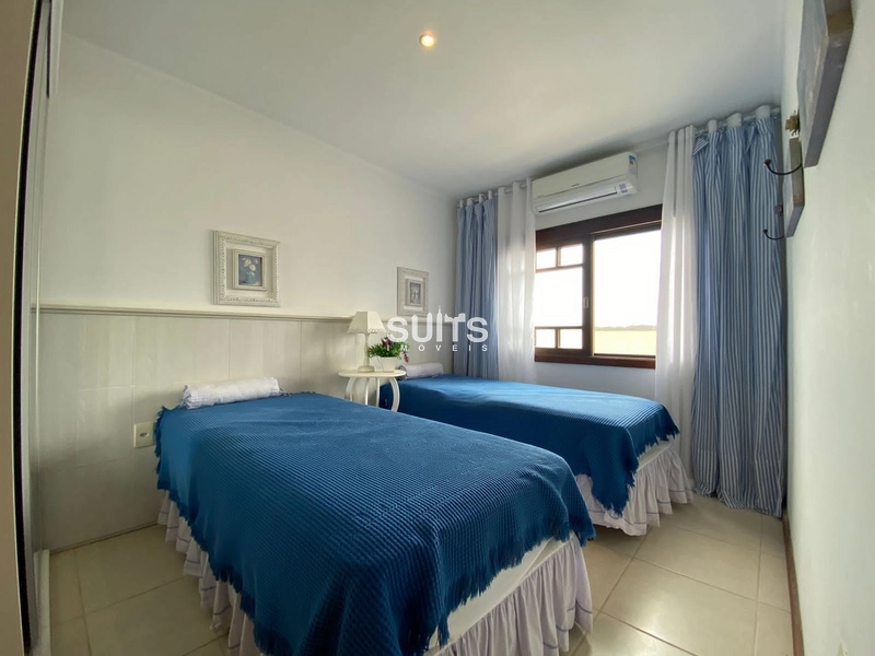 Excelente cobertura em um edifício muito bem localizado em Atlântida: 13ª foto da galeria de imagens do imóvel