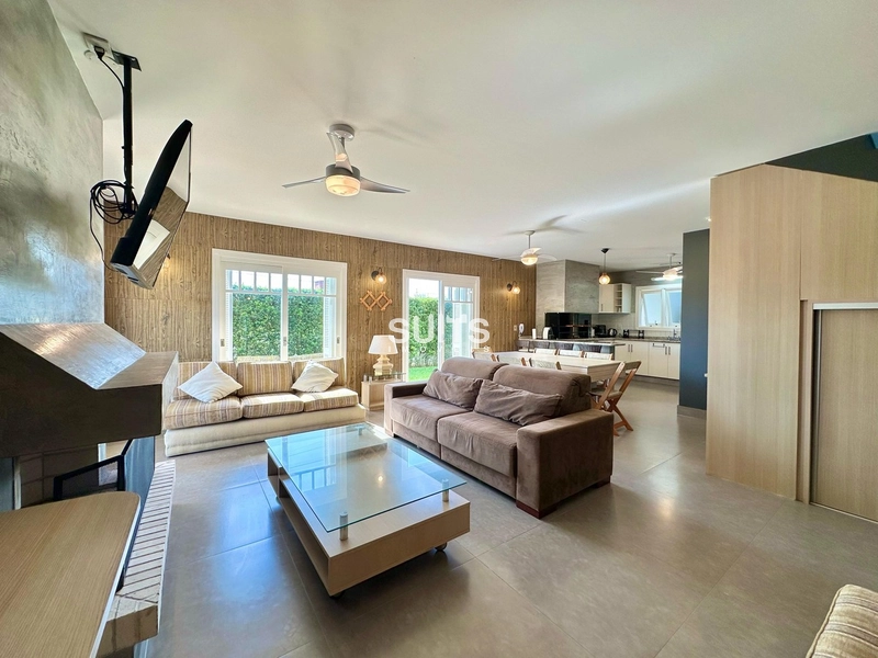 Sobrado próximo do mar na praia de Atlantida: 2ª foto da galeria de imagens do imóvel