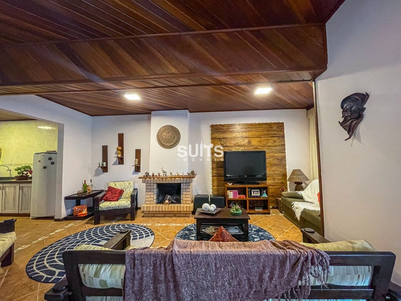 Excelente Casa Térrea no Centro de Xangri-Lá: 9ª foto da galeria de imagens do imóvel