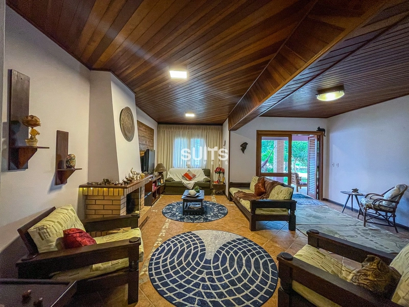 Excelente Casa Térrea no Centro de Xangri-Lá: 11ª foto da galeria de imagens do imóvel