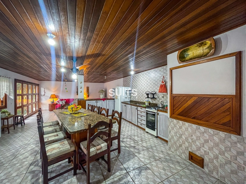 Excelente Casa Térrea no Centro de Xangri-Lá: 34ª foto da galeria de imagens do imóvel