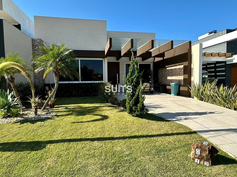 Linda casa à venda no condomínio Las Palmas: 1ª foto da galeria de imagens do imóvel