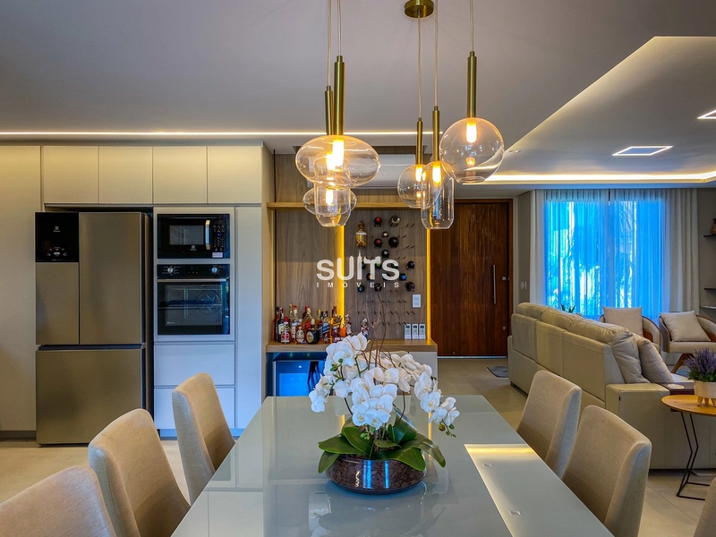 Sobrado mobiliado e decorado beira lago no condomínio Sunset: 11ª foto da galeria de imagens do imóvel