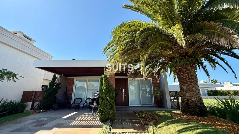 Excelente casa à venda no condomínio Dubai: 1ª foto da galeria de imagens do imóvel