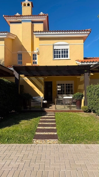 Villas Resort: 3ª foto da galeria de imagens do imóvel
