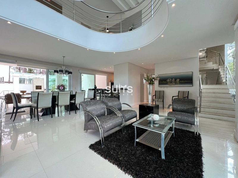 Excelente sobrado à venda no condomínio Carmel em Atlântida: 3ª foto da galeria de imagens do imóvel