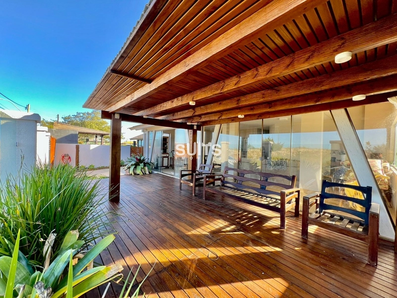 Excelente casa à venda na beira mar em Xangri-lá.: 1ª foto da galeria de imagens do imóvel