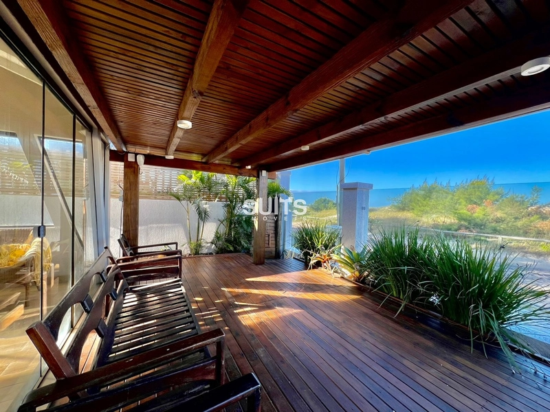 Excelente casa à venda na beira mar em Xangri-lá.: 2ª foto da galeria de imagens do imóvel