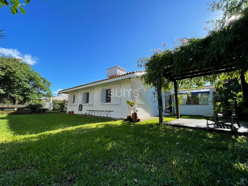 Excelente casa no centro de Atlântida: 33ª foto da galeria de imagens do imóvel