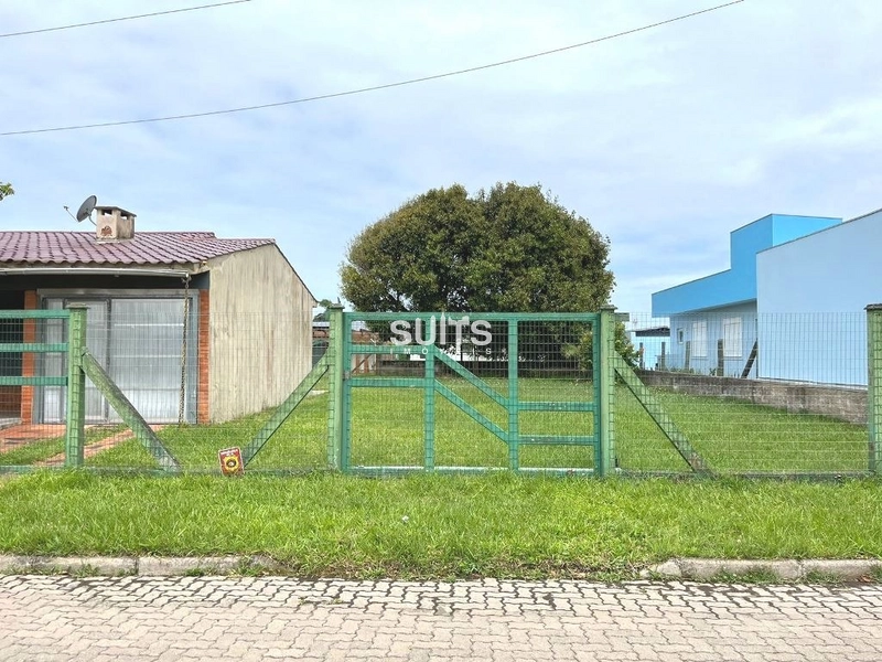 Excelente casa com dois terrenos no centro de Xangri-lá.: 16ª foto da galeria de imagens do imóvel