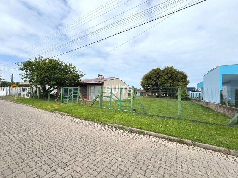 Excelente casa com dois terrenos no centro de Xangri-lá.: 19ª foto da galeria de imagens do imóvel