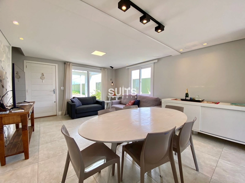 Excelente casa à venda no condomínio Páteo Marbella: 3ª foto da galeria de imagens do imóvel