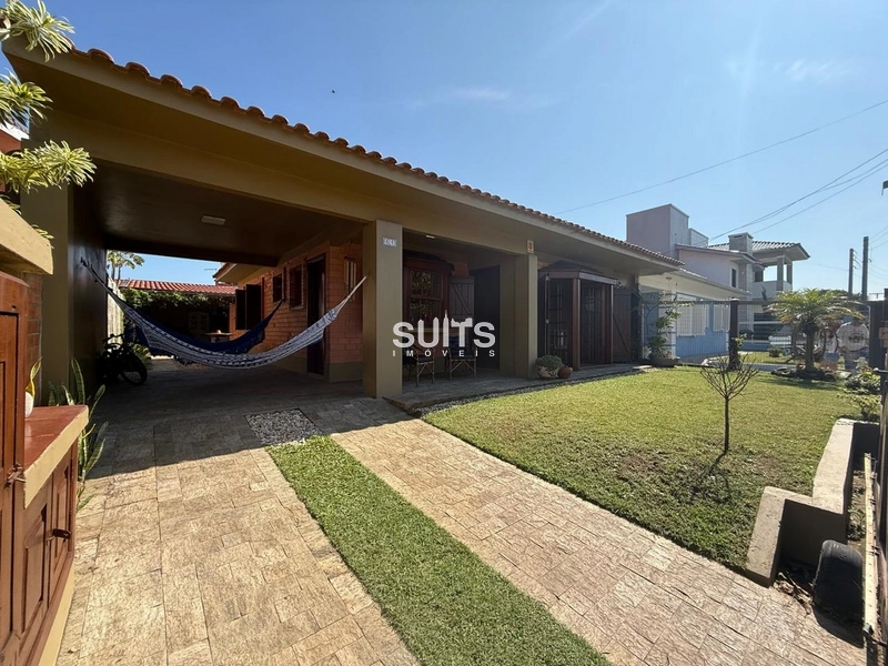 Excelente casa bem localizada na praia de Noiva do Mar: 1ª foto da galeria de imagens do imóvel