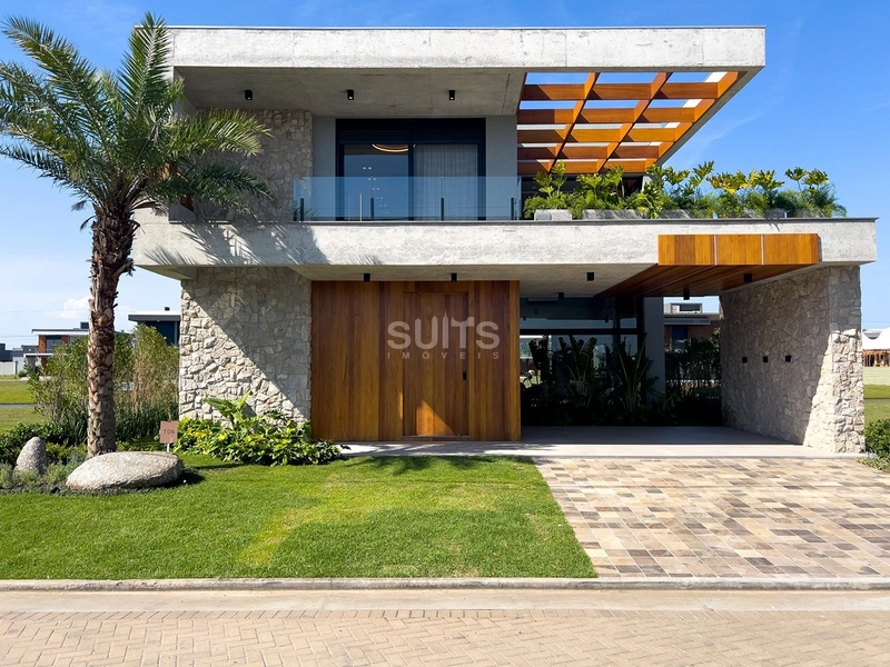 Sobrado beira lago no condomínio Amare Home Resort: 1ª foto da galeria de imagens do imóvel