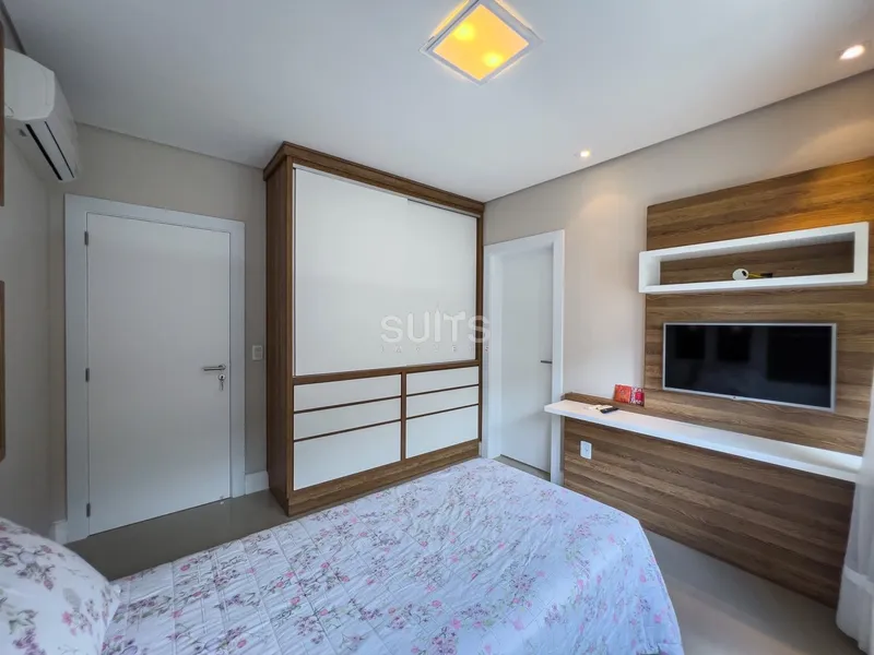 Excelente sobrado beira lago no condomínio Enseada: 33ª foto da galeria de imagens do imóvel