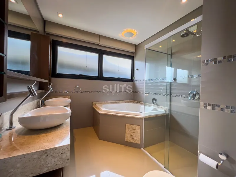 Excelente sobrado beira lago no condomínio Enseada: 43ª foto da galeria de imagens do imóvel