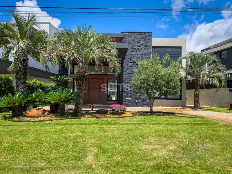 Excelente sobrado beira lago no condomínio Enseada: 3ª foto da galeria de imagens do imóvel