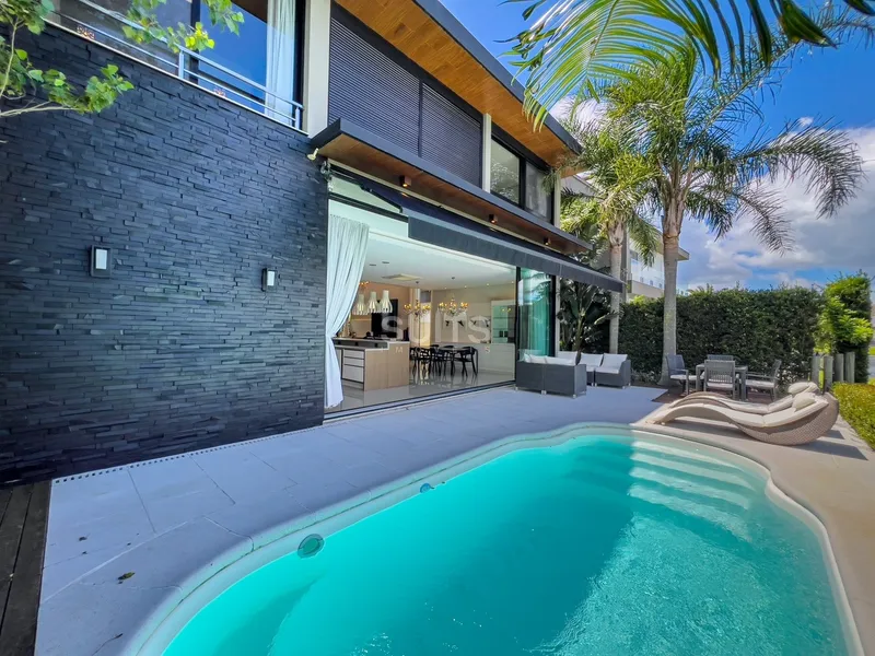 Excelente sobrado beira lago no condomínio Enseada: 23ª foto da galeria de imagens do imóvel