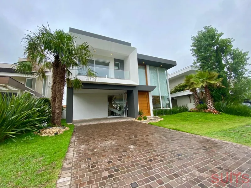 Excelente Mansão no Condomínio Enseada em Xangri-Lá: 2ª foto da galeria de imagens do imóvel