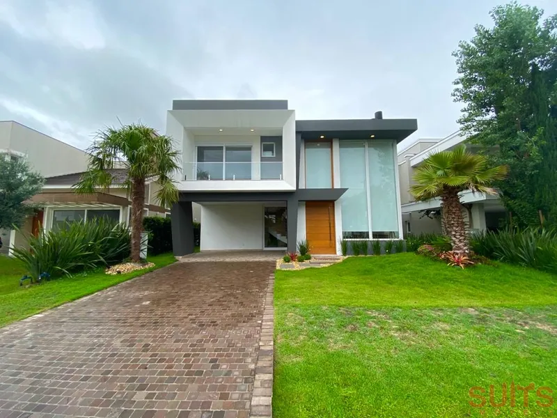 Excelente Mansão no Condomínio Enseada em Xangri-Lá: 1ª foto da galeria de imagens do imóvel