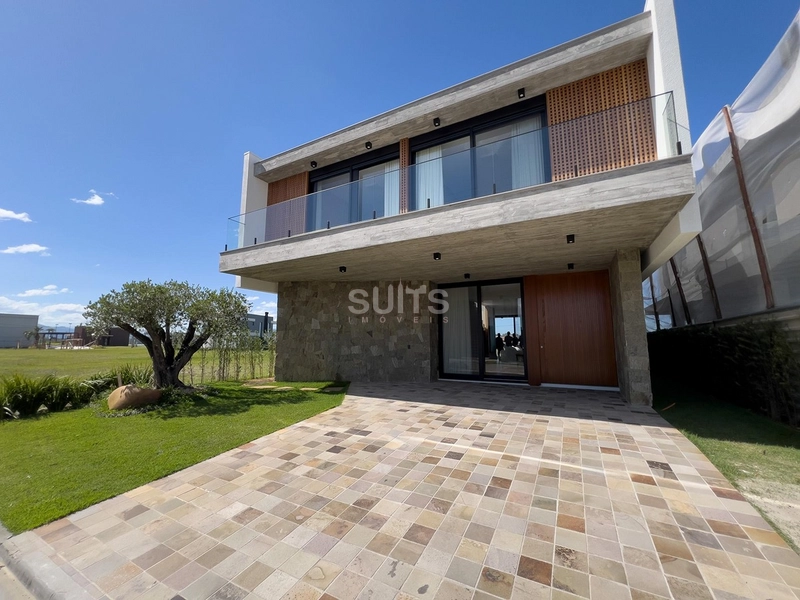 Excelente sobrado beira lago no condomínio Amare: 2ª foto da galeria de imagens do imóvel