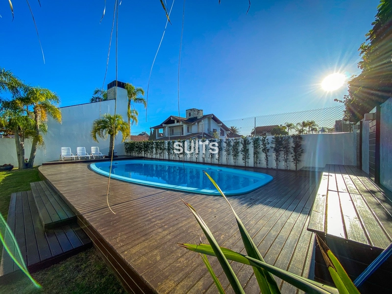 Belíssimo sobrado na Zona do Caburé em Atlântida: 6ª foto da galeria de imagens do imóvel