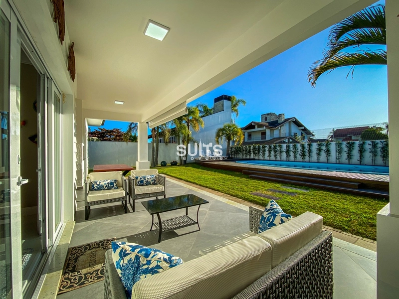 Belíssimo sobrado na Zona do Caburé em Atlântida: 9ª foto da galeria de imagens do imóvel