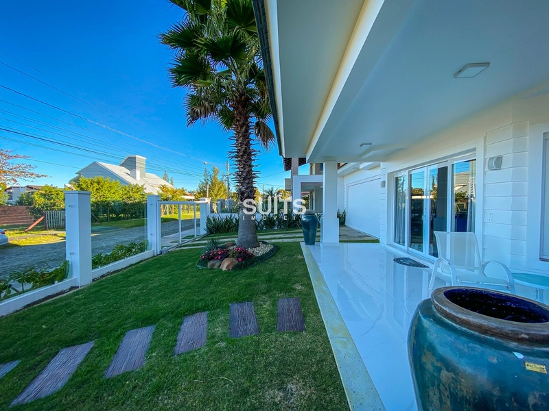 Belíssimo sobrado na Zona do Caburé em Atlântida: 17ª foto da galeria de imagens do imóvel