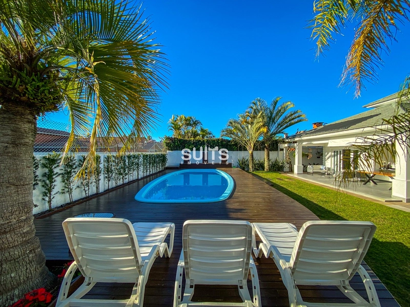 Belíssimo sobrado na Zona do Caburé em Atlântida: 2ª foto da galeria de imagens do imóvel