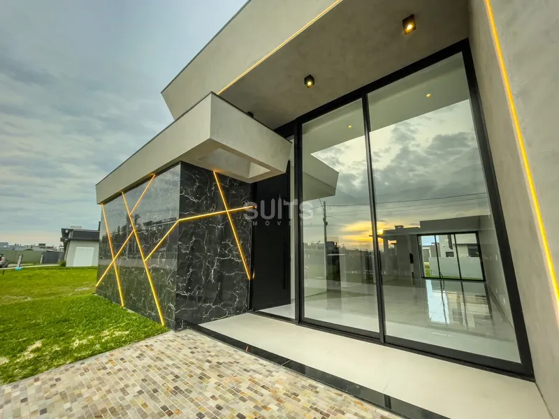 Linda casa à venda no condomínio Sunset: 3ª foto da galeria de imagens do imóvel