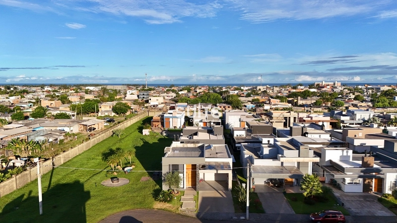 Excelente casa no condomínio Dubai em Capão da Canoa: 8ª foto da galeria de imagens do imóvel