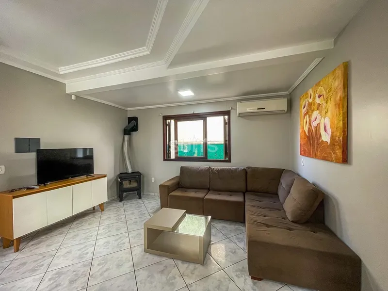 Excelente sobrado à 01 quadra do mar na praia de Rainha do Mar: 3ª foto da galeria de imagens do imóvel