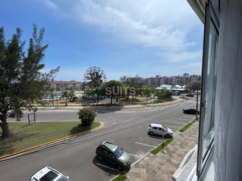 Apartamento de frente para praça do Centro de Atlântida: 7ª foto da galeria de imagens do imóvel