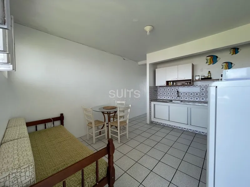 Apartamento de frente para praça do Centro de Atlântida: 2ª foto da galeria de imagens do imóvel