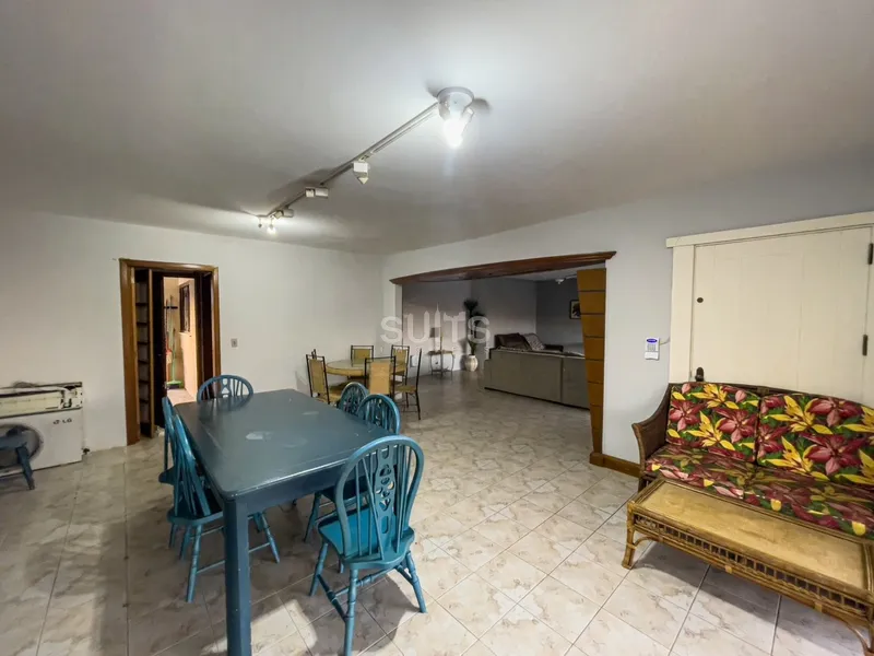 Ótimo sobrado próximo ao mar no centro da praia de Xangri-Lá: 8ª foto da galeria de imagens do imóvel