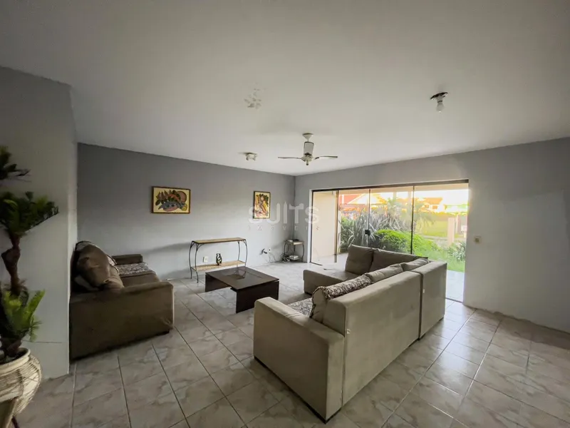 Ótimo sobrado próximo ao mar no centro da praia de Xangri-Lá: 6ª foto da galeria de imagens do imóvel