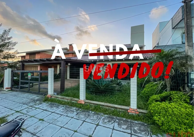 Ótimo sobrado próximo ao mar no centro da praia de Xangri-Lá: 1ª foto da galeria de imagens do imóvel