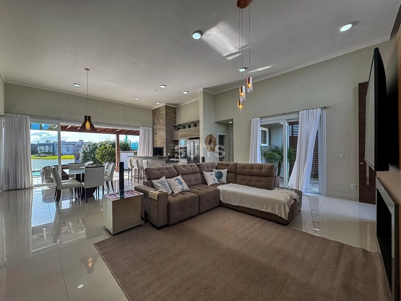 OPORTUNIDADE BEIRA LAGO À VENDA NO RIVIERA : 7ª foto da galeria de imagens do imóvel