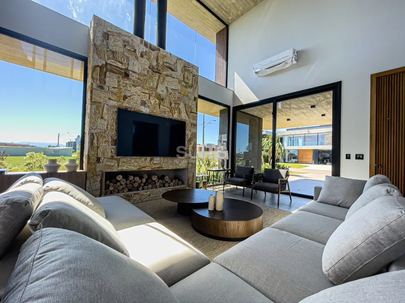 Belíssima mansão com piscina no Condomínio Sense: 8ª foto da galeria de imagens do imóvel