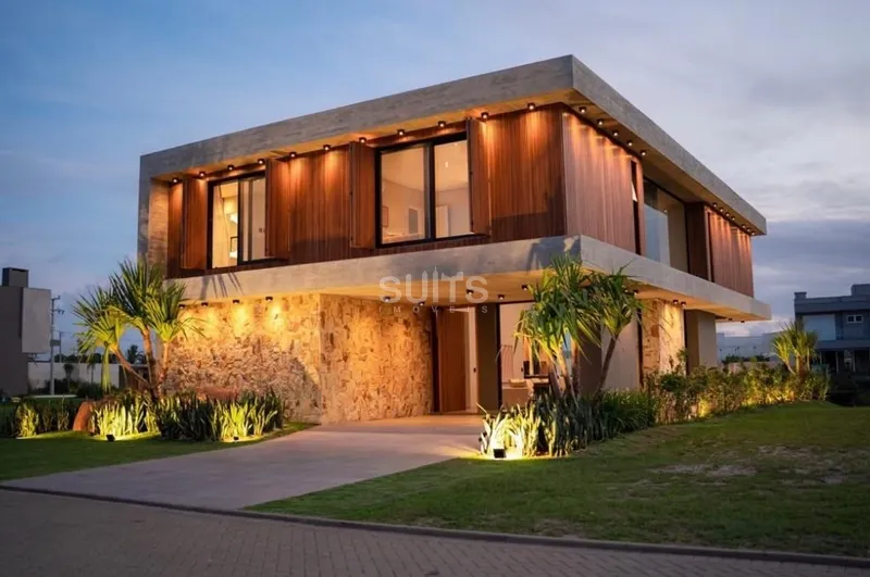 Belíssima mansão com piscina no Condomínio Sense: 2ª foto da galeria de imagens do imóvel