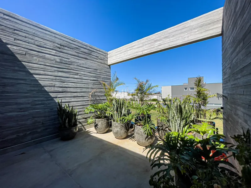 Belíssima mansão com piscina no Condomínio Sense: 39ª foto da galeria de imagens do imóvel