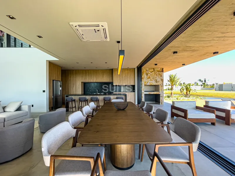 Belíssima mansão com piscina no Condomínio Sense: 10ª foto da galeria de imagens do imóvel