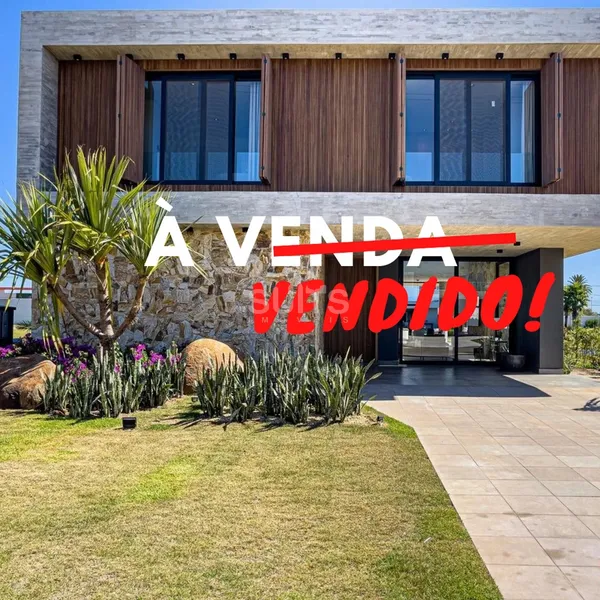 Belíssima mansão com piscina no Condomínio Sense: 1ª foto da galeria de imagens do imóvel