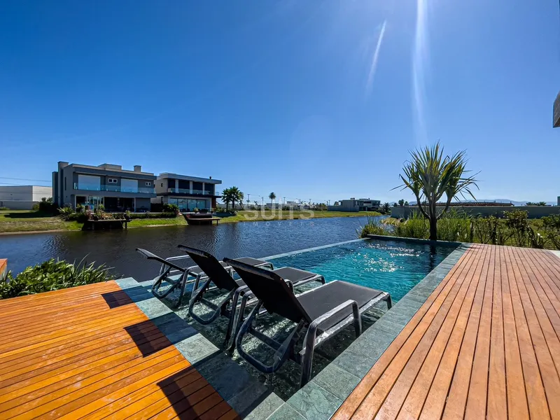 Belíssima mansão com piscina no Condomínio Sense: 23ª foto da galeria de imagens do imóvel