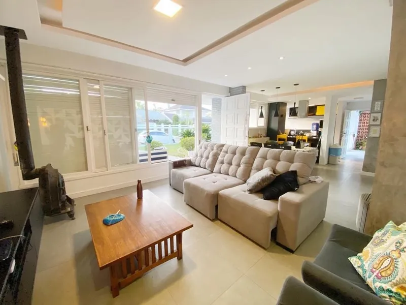 Excelente imóvel à 03 quadras do mar na praia de Atlântida: 2ª foto da galeria de imagens do imóvel