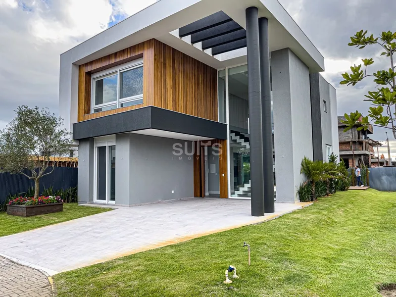 Excelente sobrado no condomínio Blue em Xangri-Lá: 3ª foto da galeria de imagens do imóvel