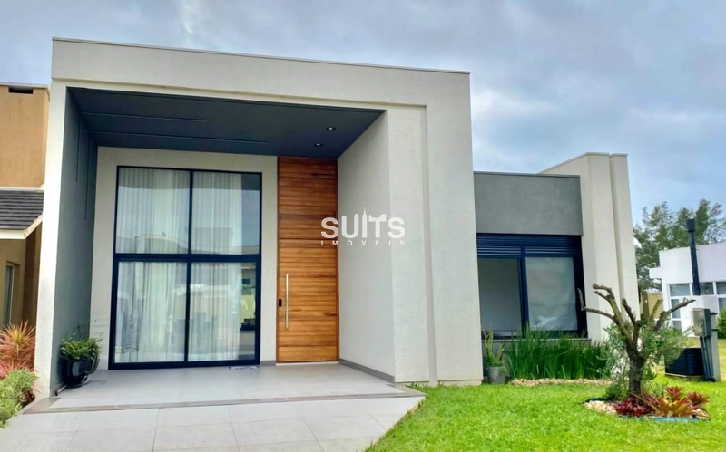 Excelente casa no Condomínio Riviera em Xangri-Lá: 1ª foto da galeria de imagens do imóvel